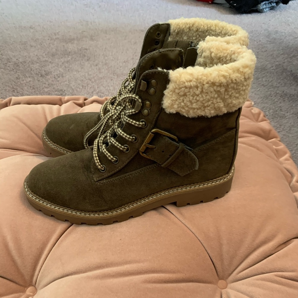 Lace up boots